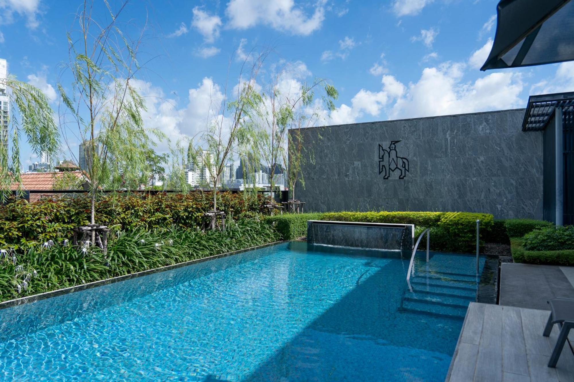Walton Suites Sukhumvit بانكوك المظهر الخارجي الصورة