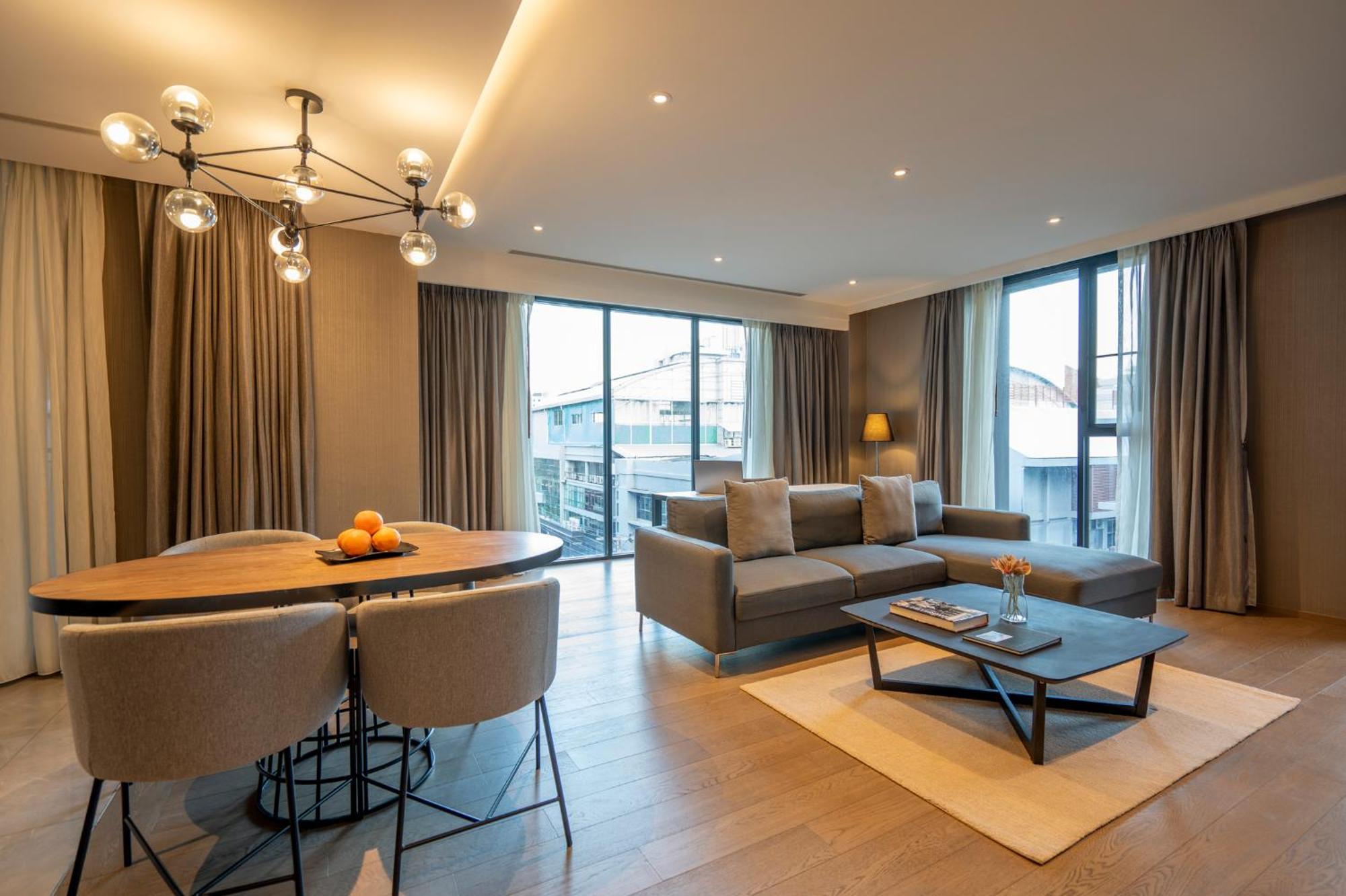 Walton Suites Sukhumvit بانكوك المظهر الخارجي الصورة